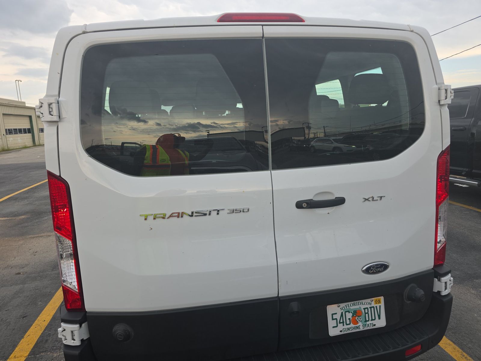 FORD TRANSIT 350 - 6