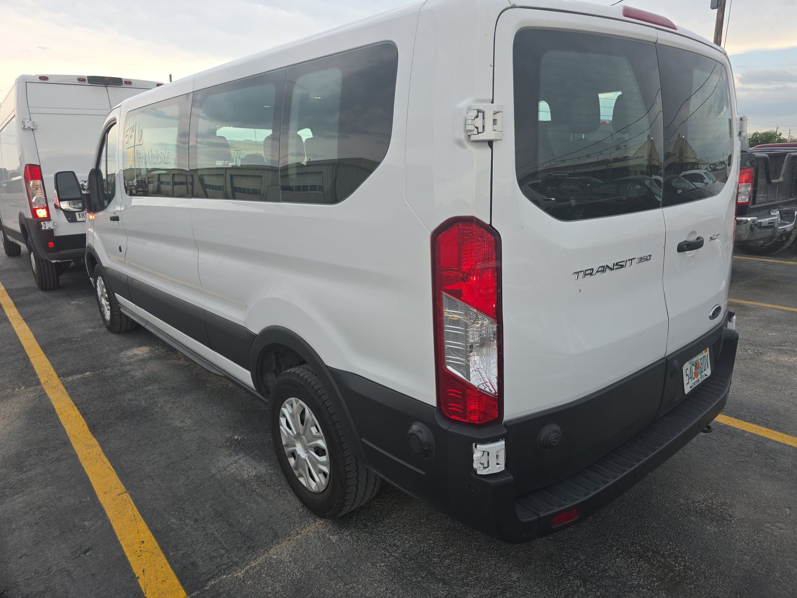 FORD TRANSIT 350 - 7
