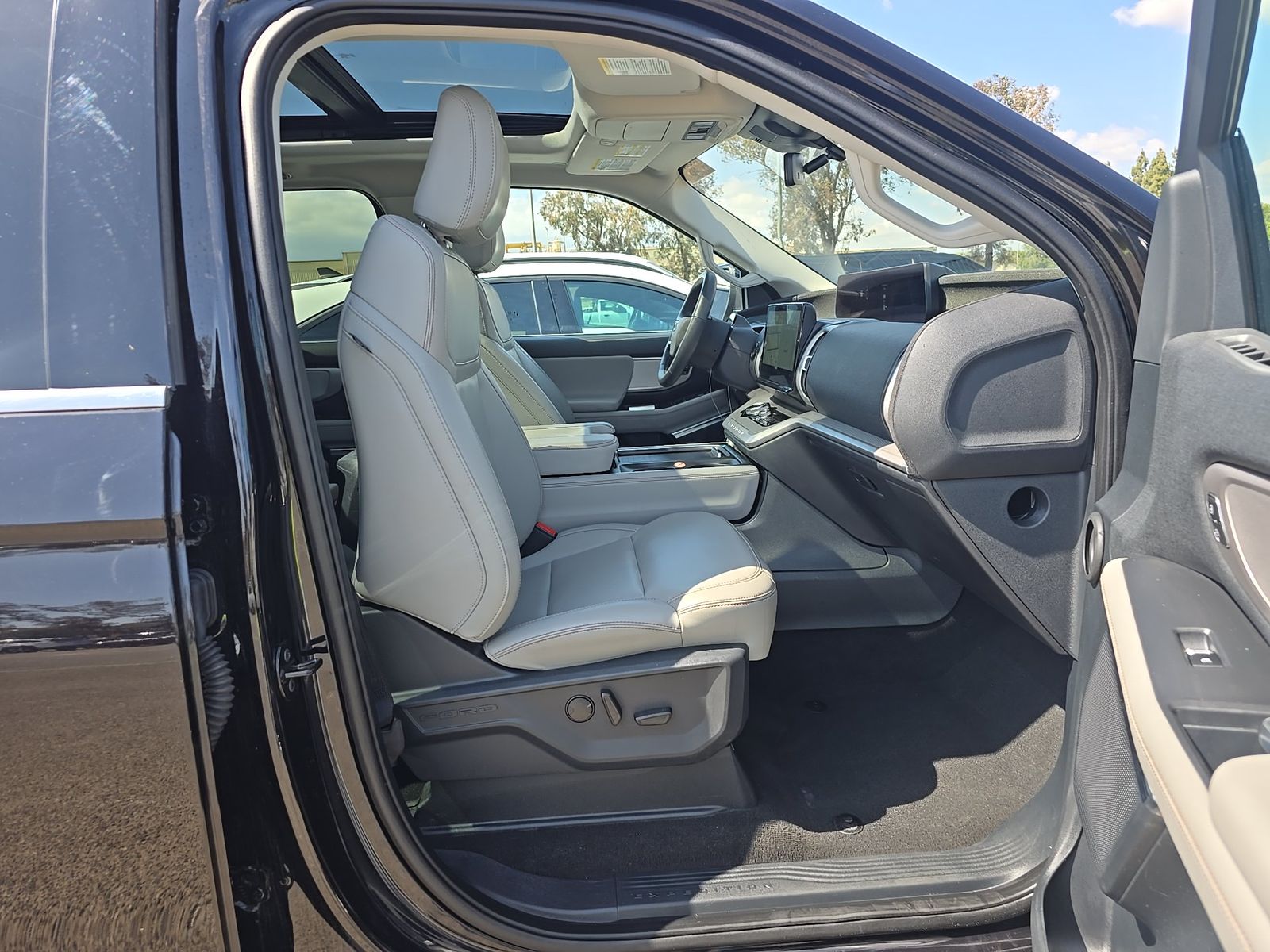 FORD EXPEDITION MAX - 9