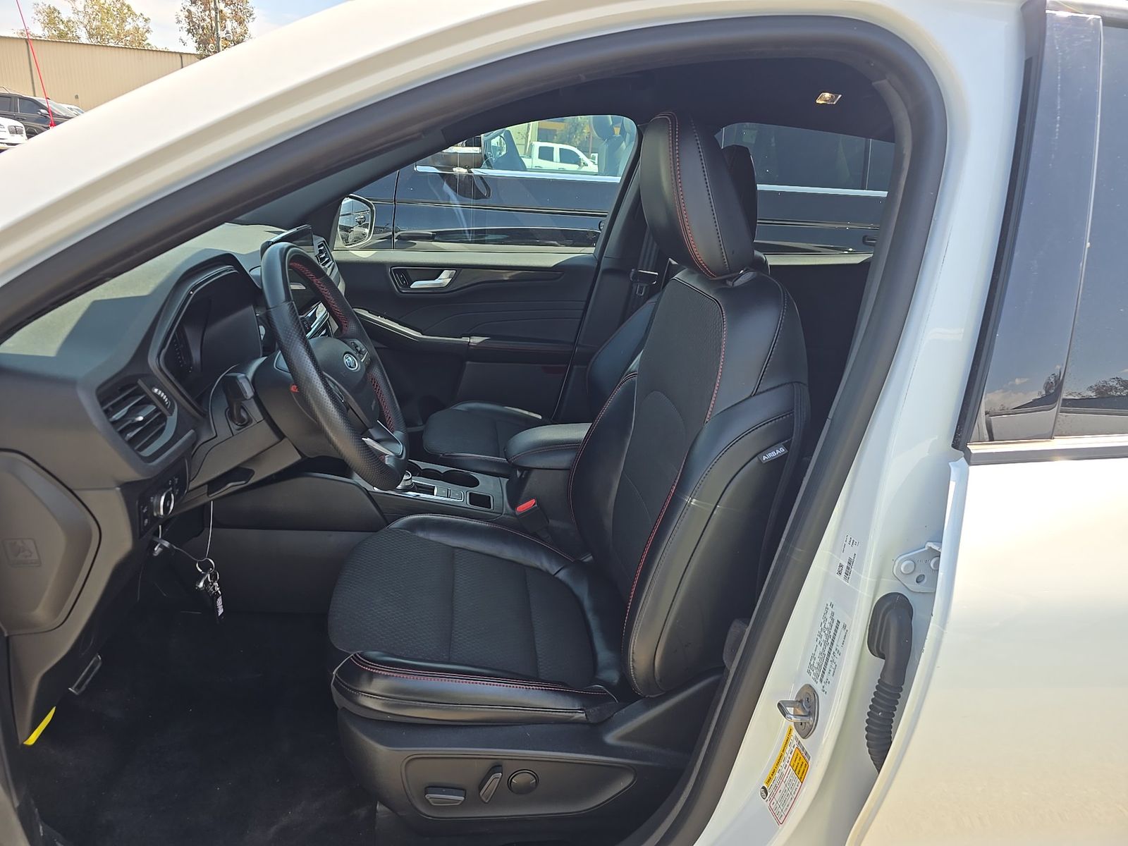 FORD ESCAPE - 8