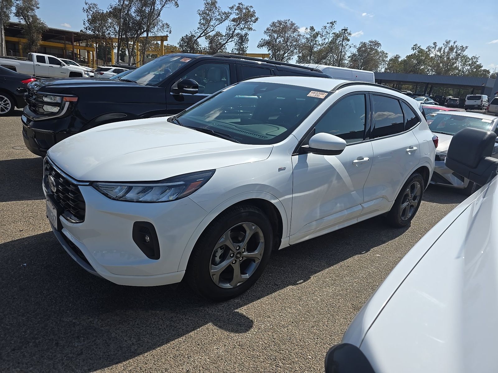 FORD ESCAPE - 1