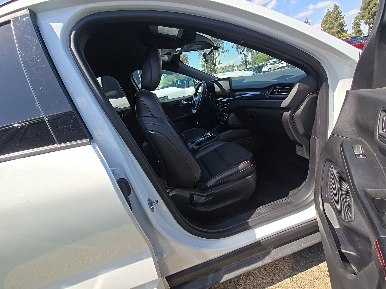 FORD ESCAPE - 9