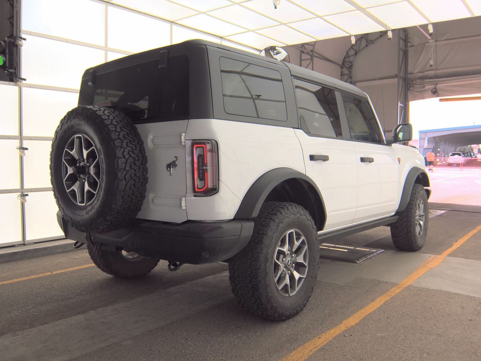 FORD BRONCO - 6