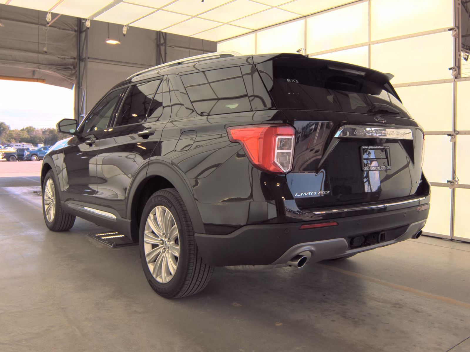 FORD EXPLORER - 9