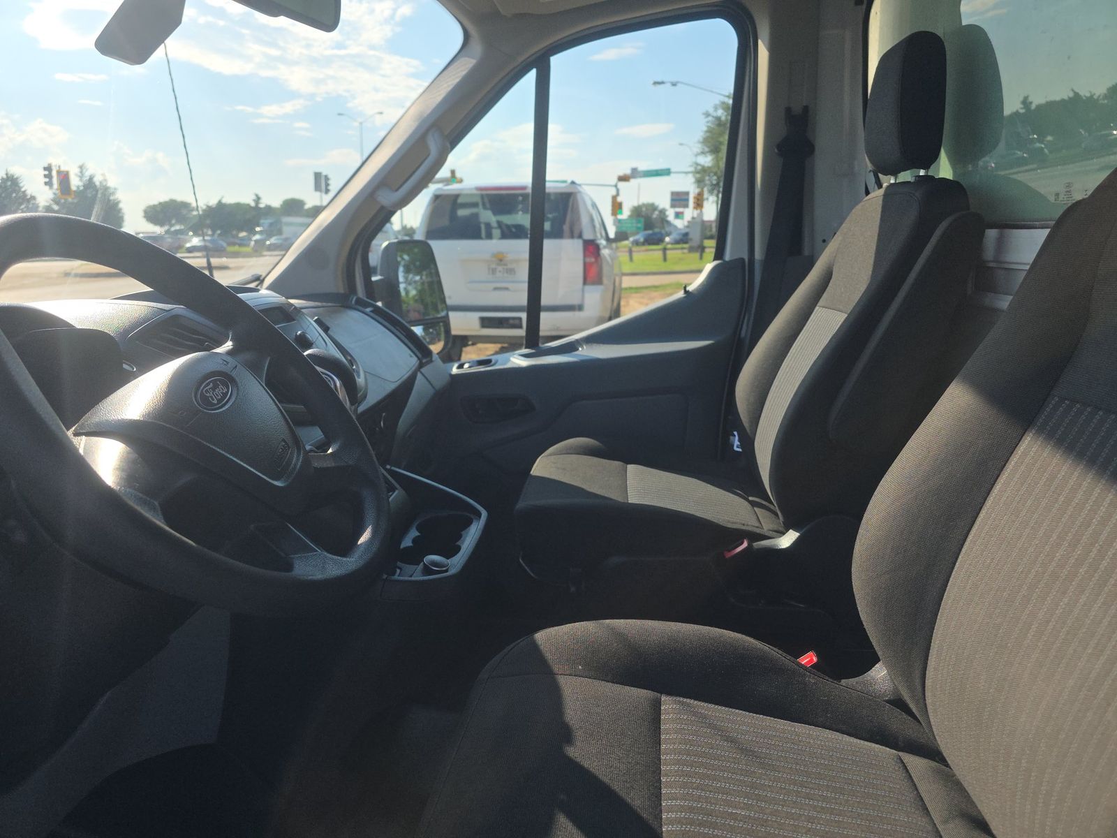 FORD TRANSIT 350 - 8