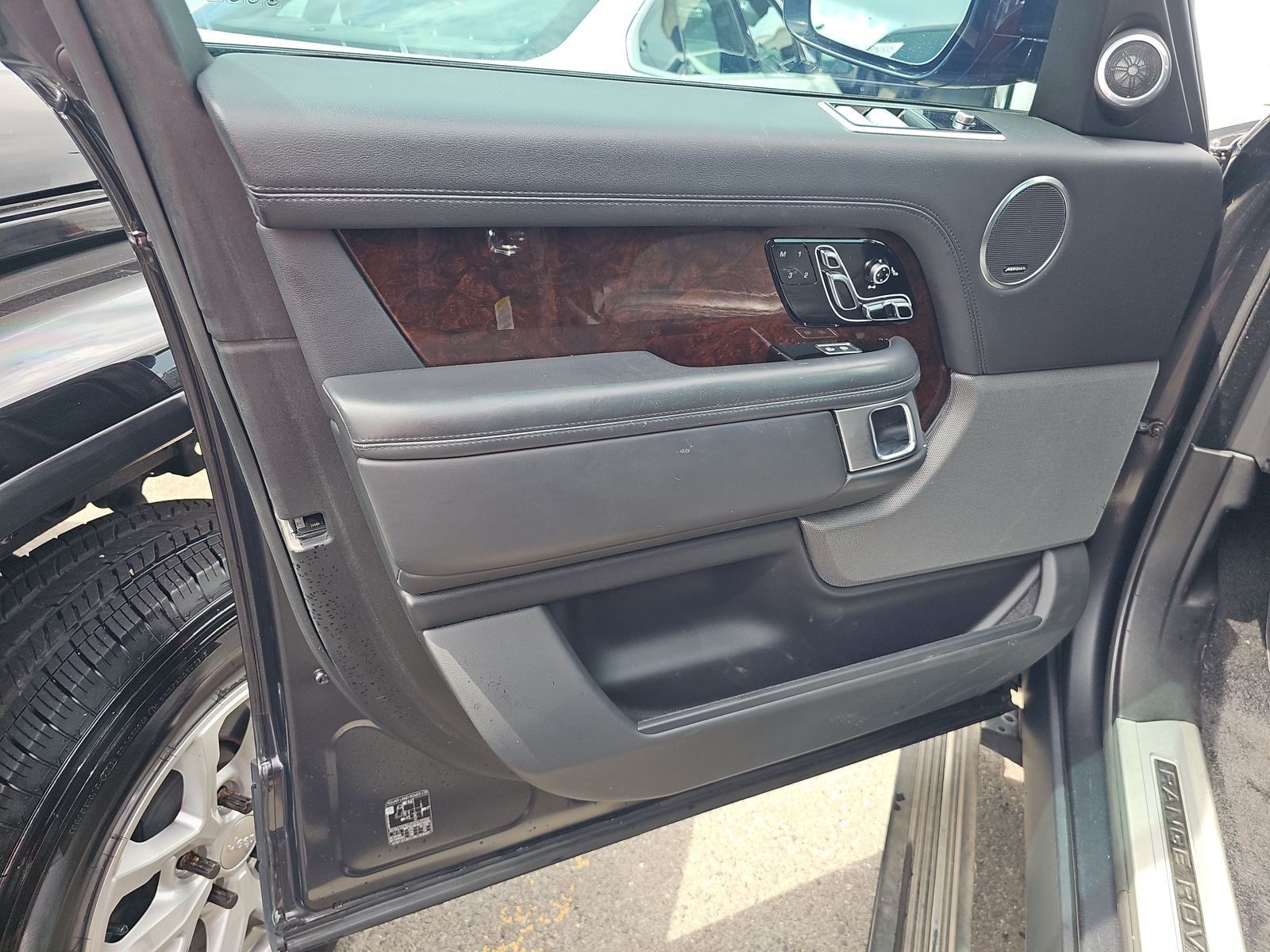 LAND ROVER RANGE ROVER - 10