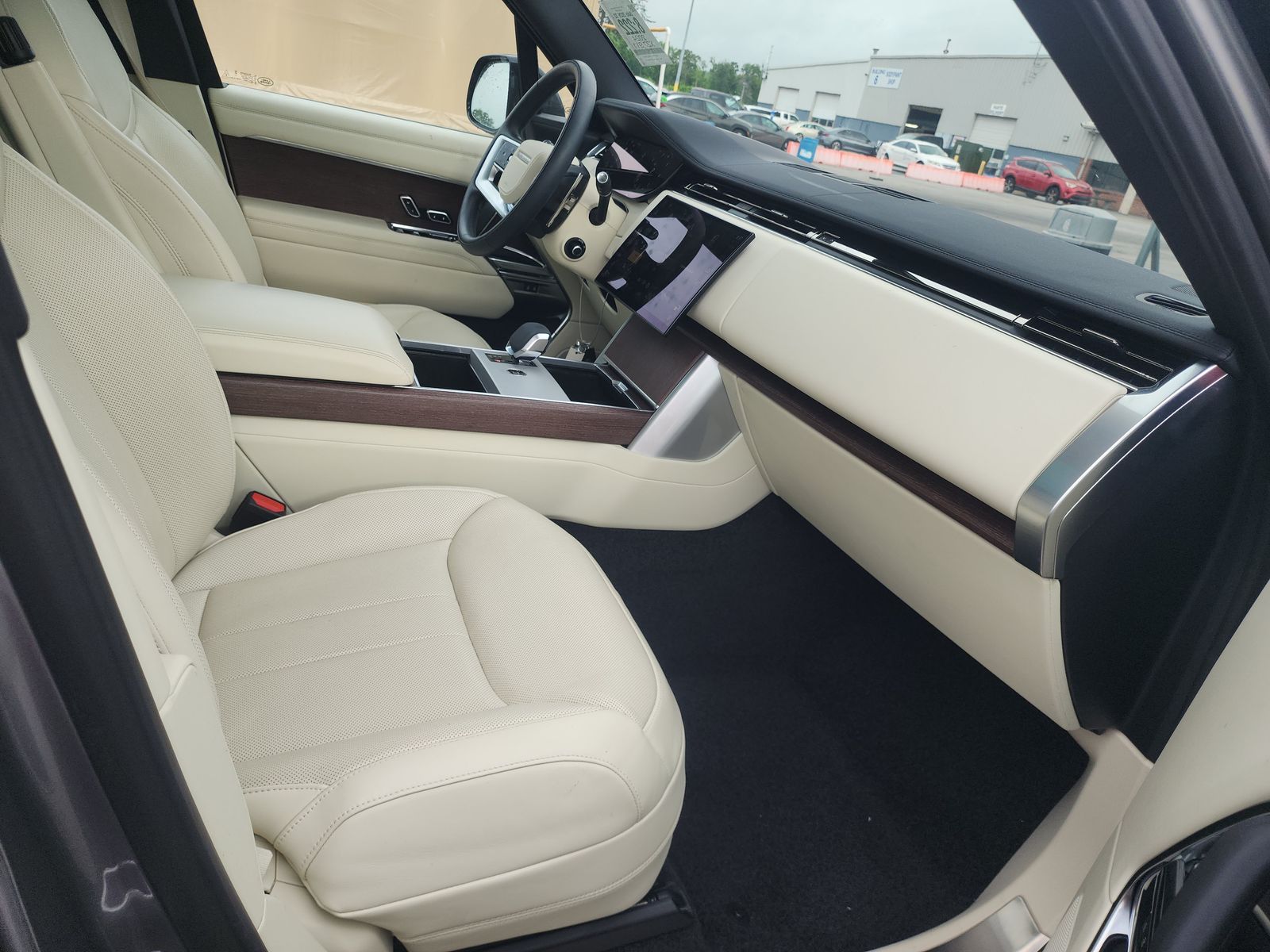 2024 Land Rover Range Rover SE AWD