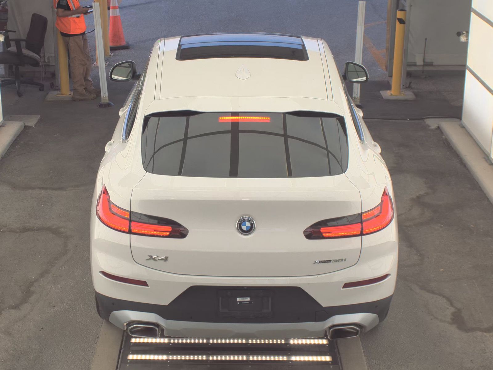 2025 BMW X4 xDrive30i AWD