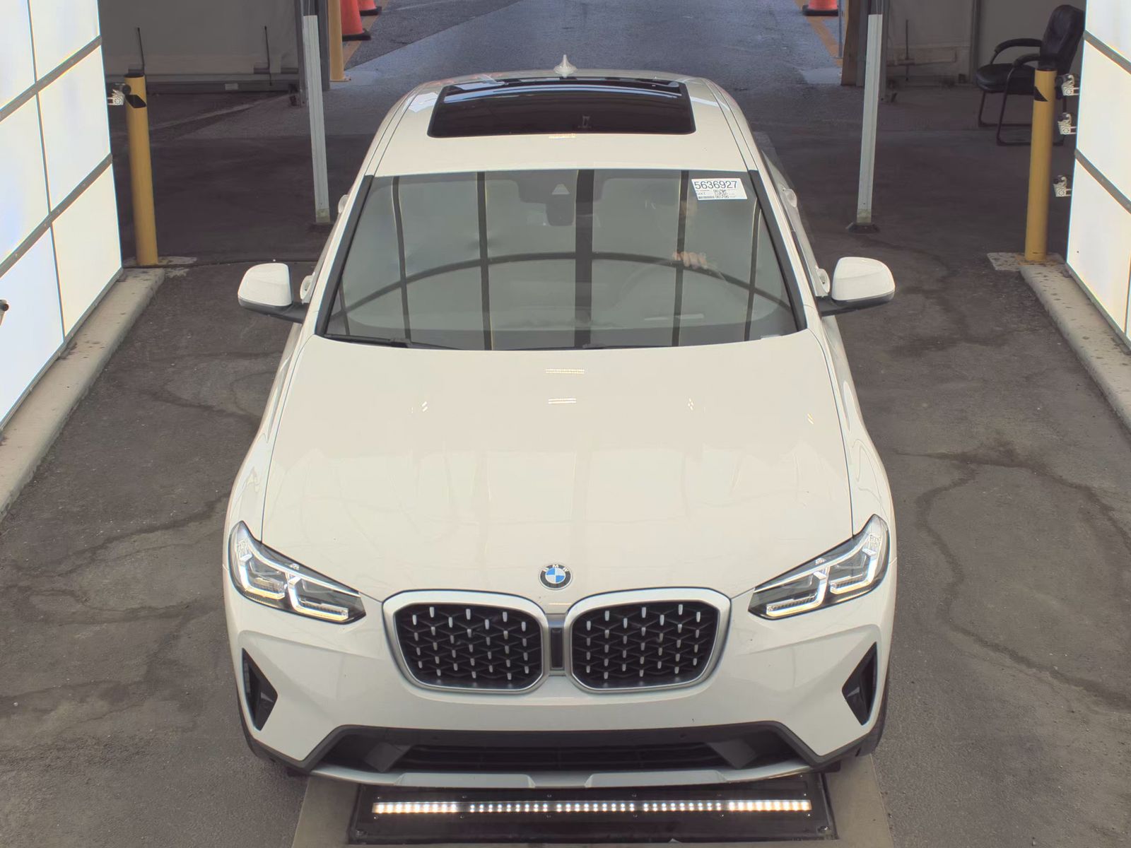 2025 BMW X4 xDrive30i AWD
