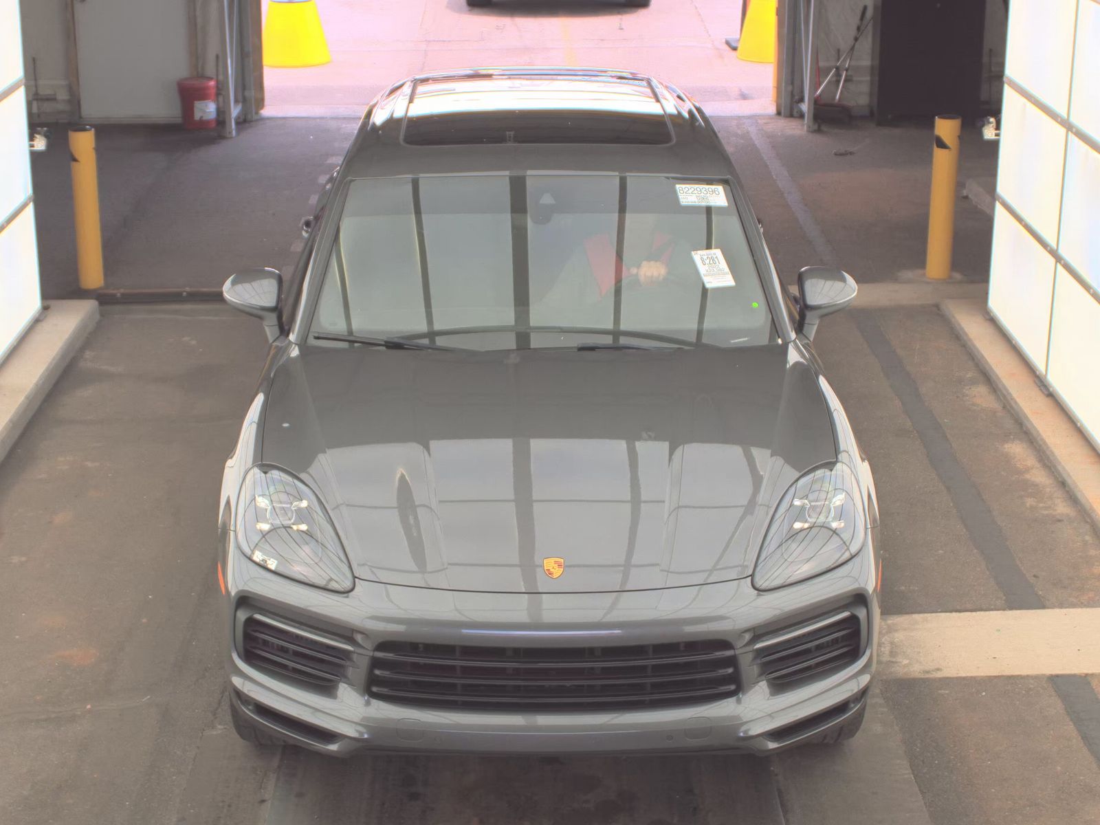 PORSCHE CAYENNE - 3