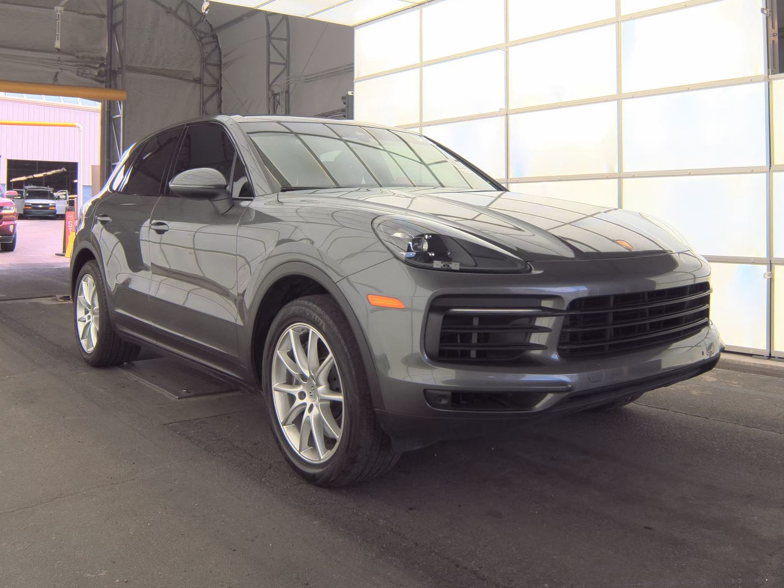 PORSCHE CAYENNE - 4