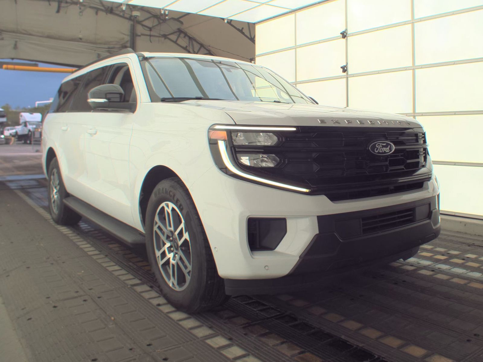 FORD EXPEDITION MAX - 5