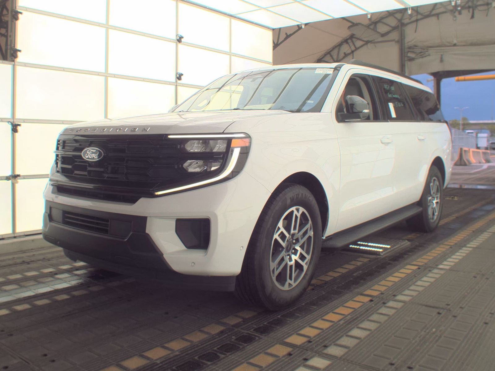 FORD EXPEDITION MAX - 1