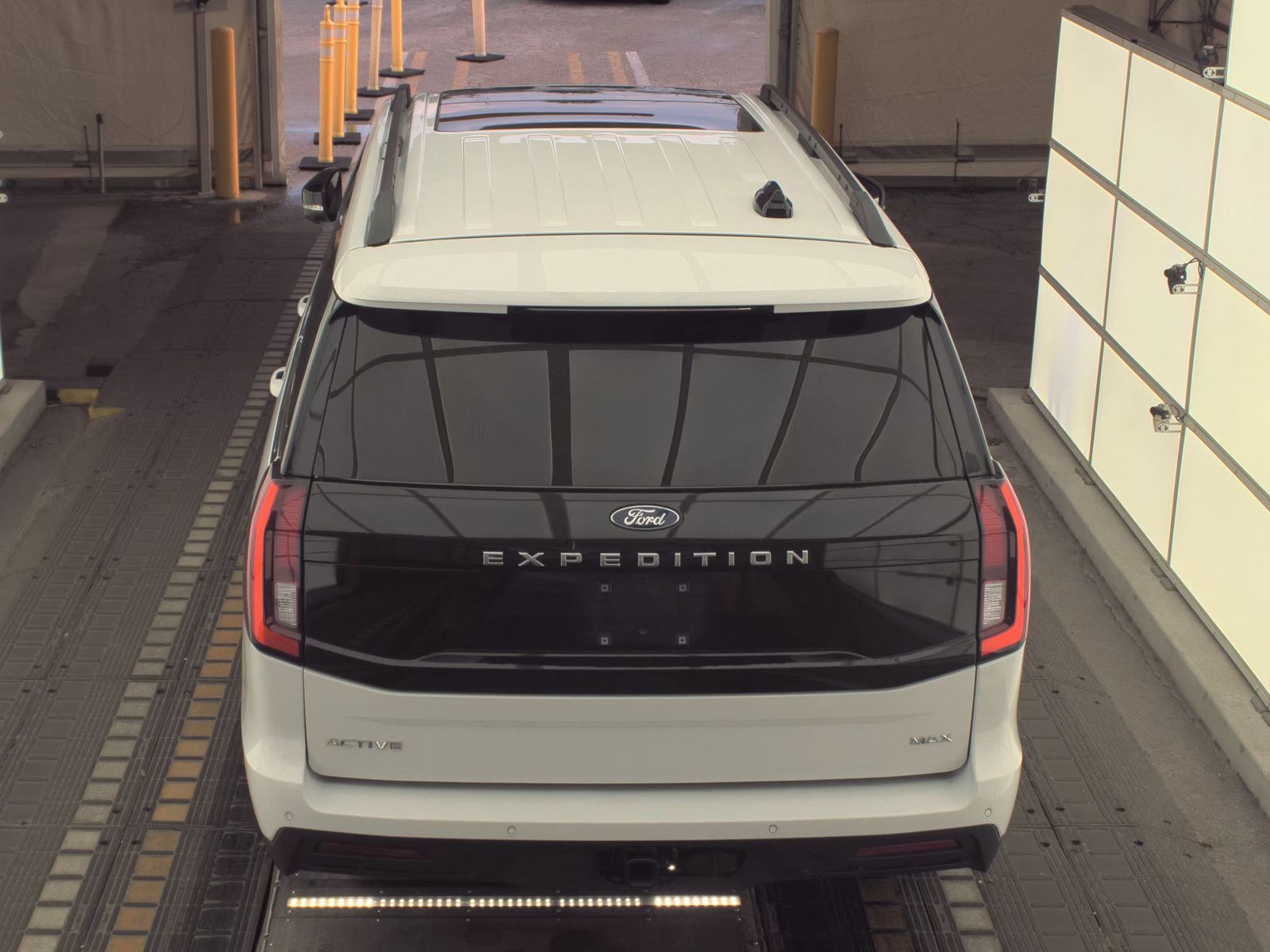 FORD EXPEDITION MAX - 7