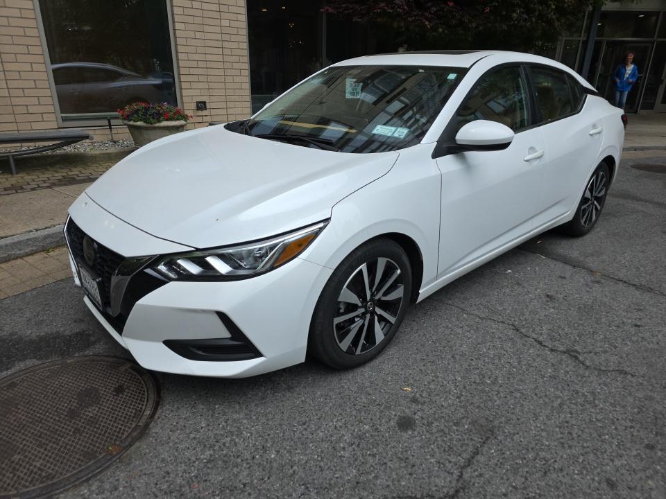 NISSAN SENTRA - 1