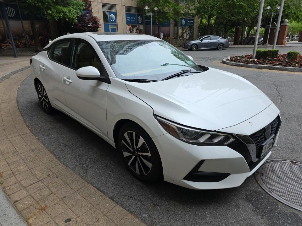 NISSAN SENTRA - 4