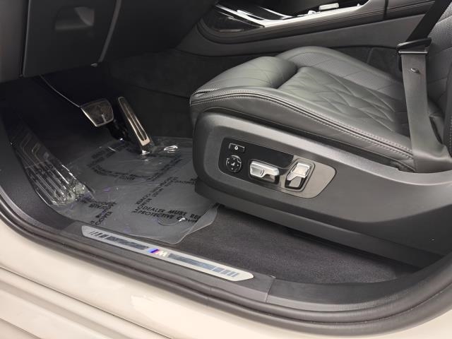 2025 BMW X7 xDrive40i AWD