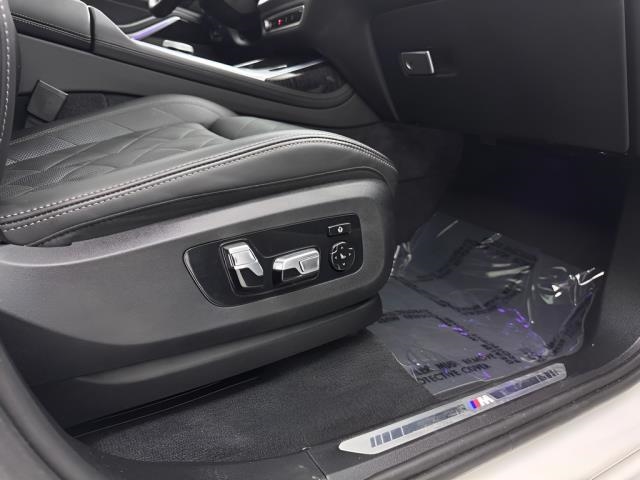 2025 BMW X7 xDrive40i AWD