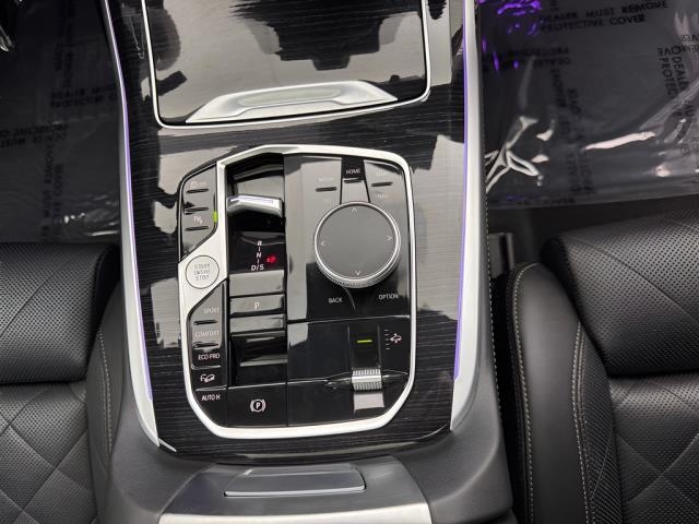 2025 BMW X7 xDrive40i AWD