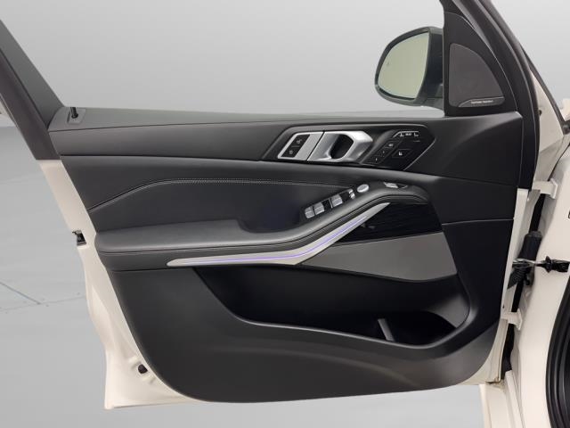 2025 BMW X7 xDrive40i AWD