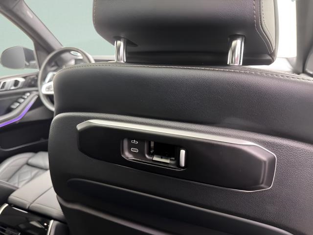 2025 BMW X7 xDrive40i AWD