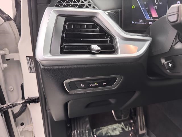 2025 BMW X7 xDrive40i AWD