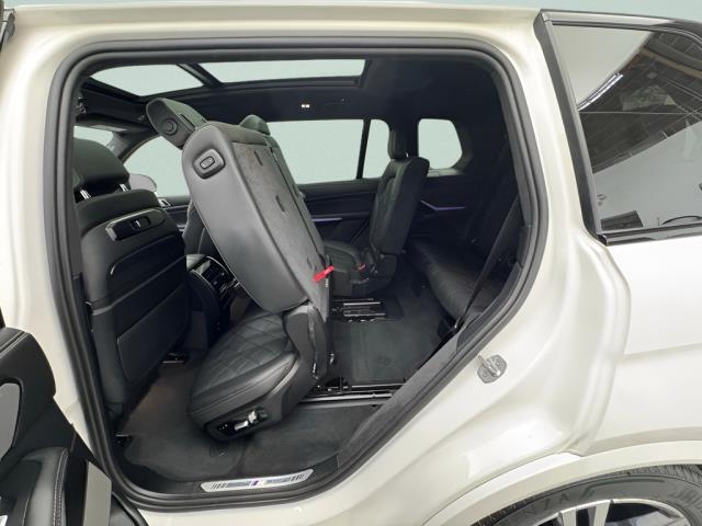 2025 BMW X7 xDrive40i AWD