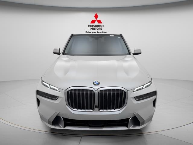 2025 BMW X7 xDrive40i AWD