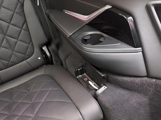 2025 BMW X7 xDrive40i AWD