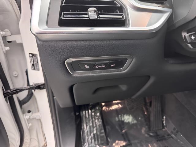 2025 BMW X7 xDrive40i AWD