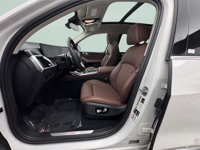 2025 BMW X7 xDrive40i AWD