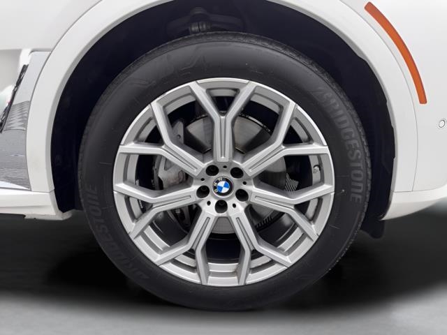 2025 BMW X7 xDrive40i AWD
