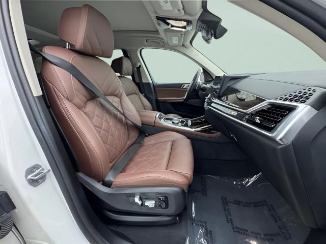 2025 BMW X7 xDrive40i AWD