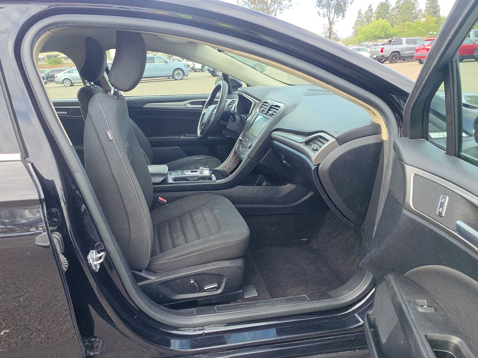 FORD FUSION - 9