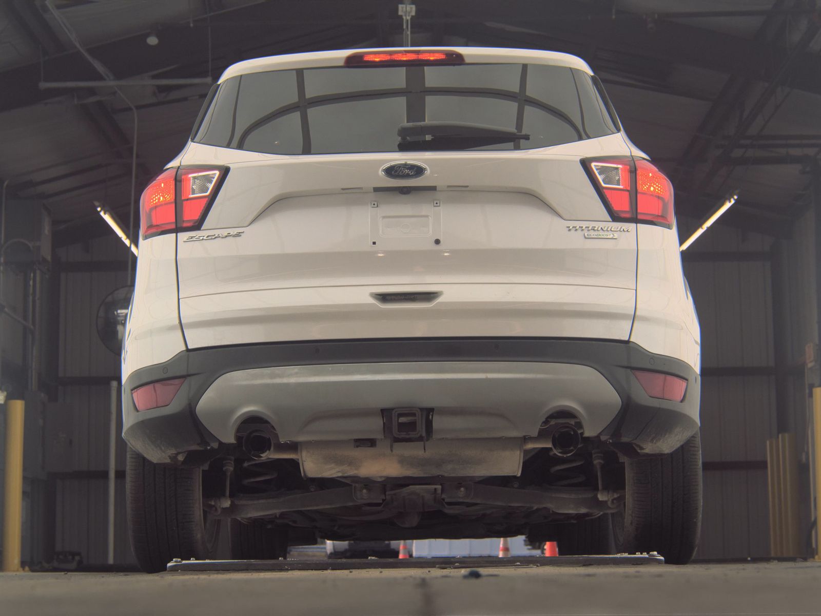 FORD ESCAPE - 8