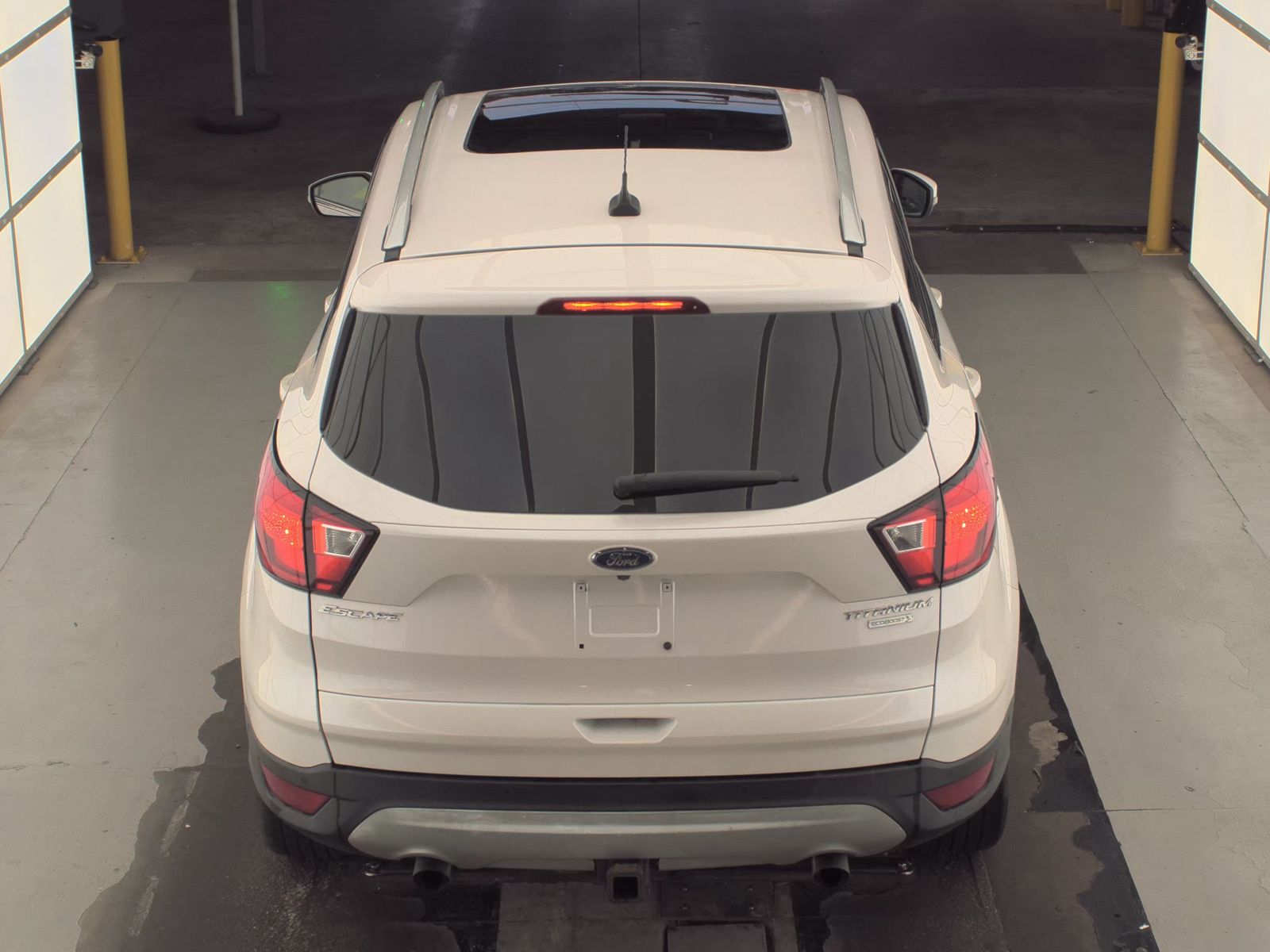 FORD ESCAPE - 7