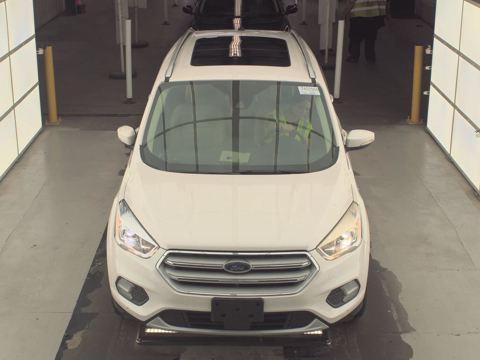 FORD ESCAPE - 3