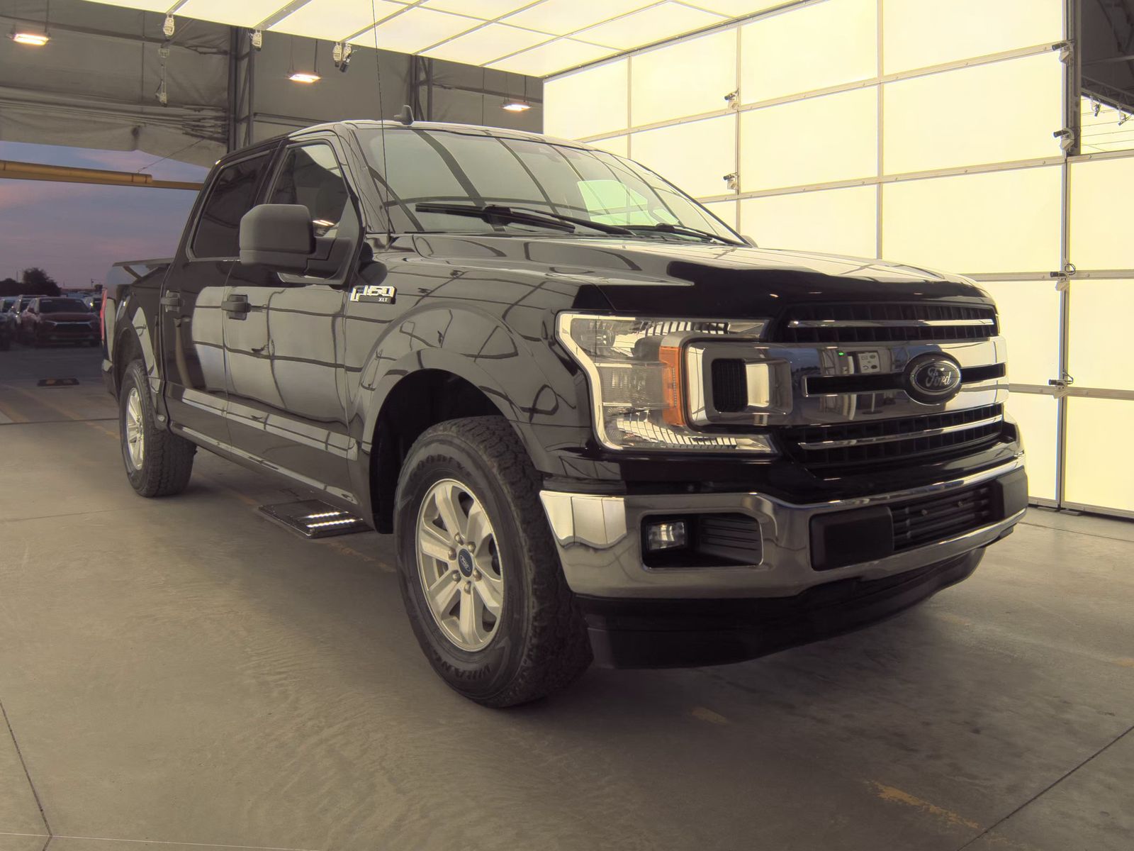 FORD F-150 - 4