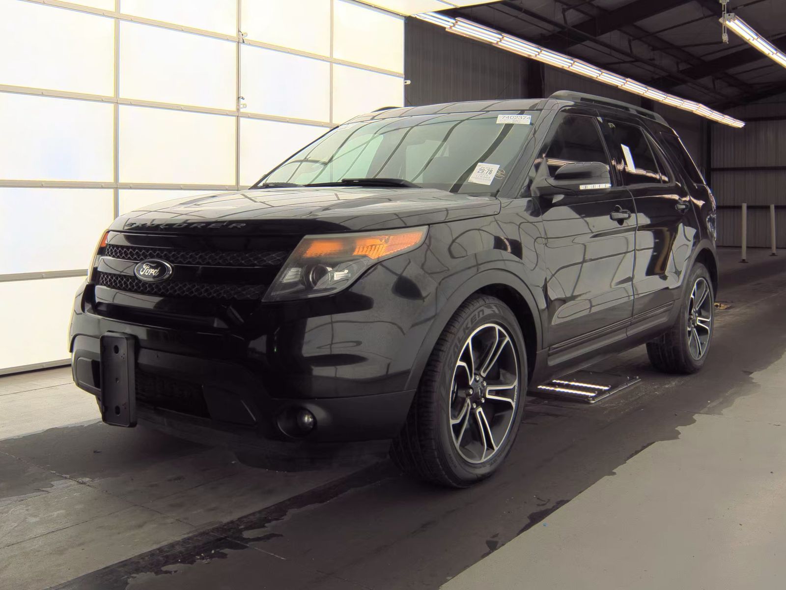 FORD EXPLORER - 1