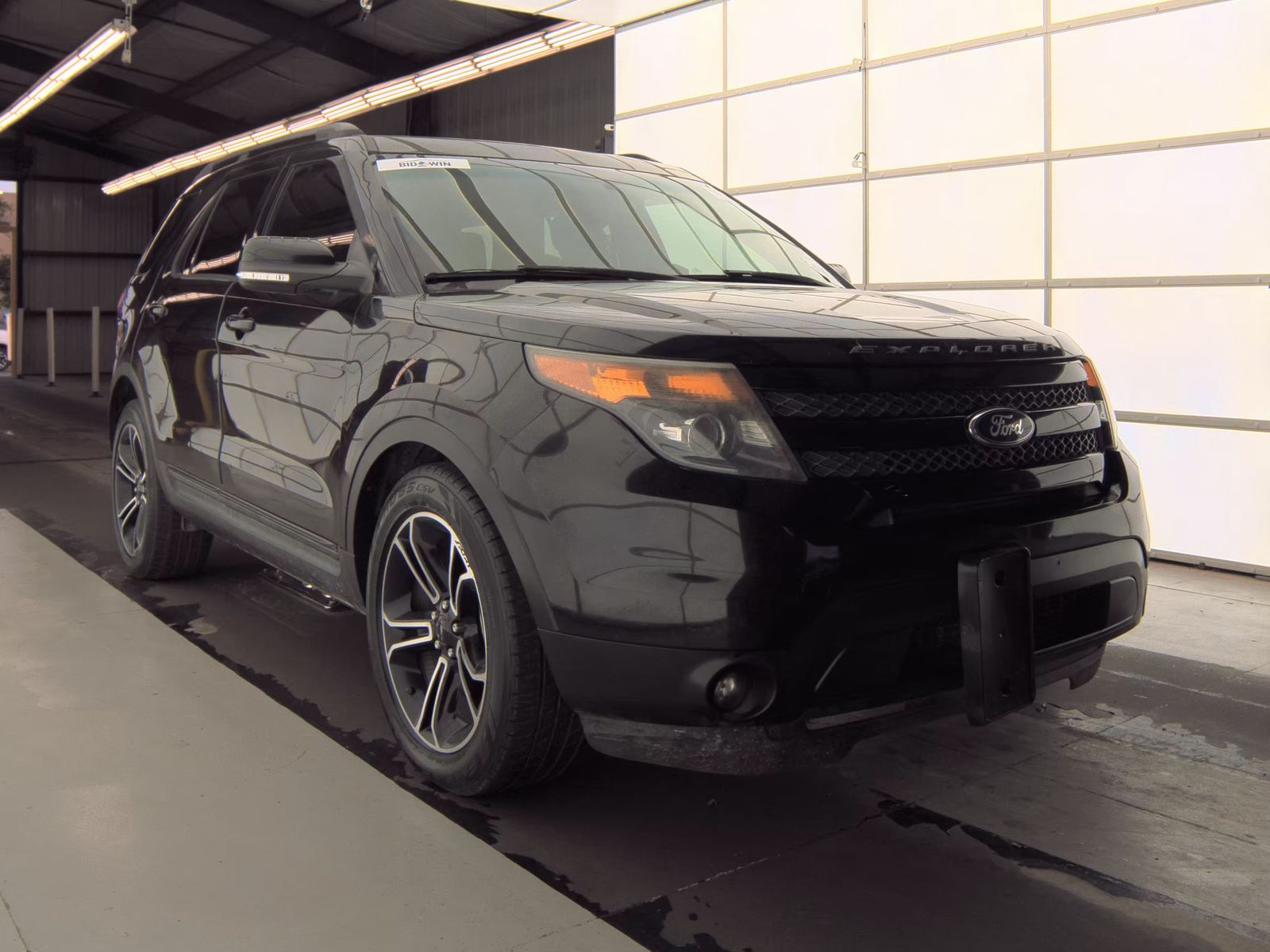 FORD EXPLORER - 5