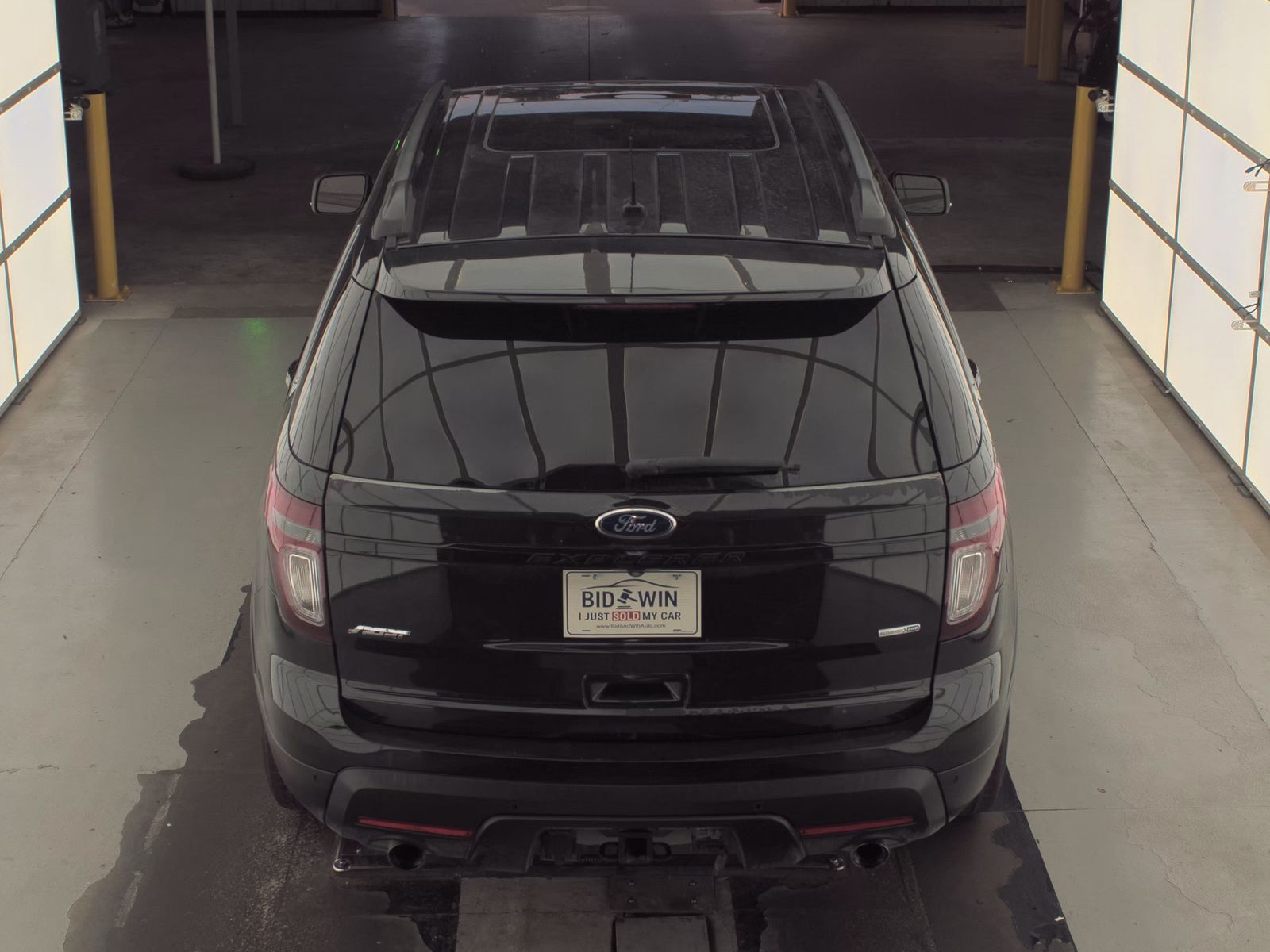 FORD EXPLORER - 7
