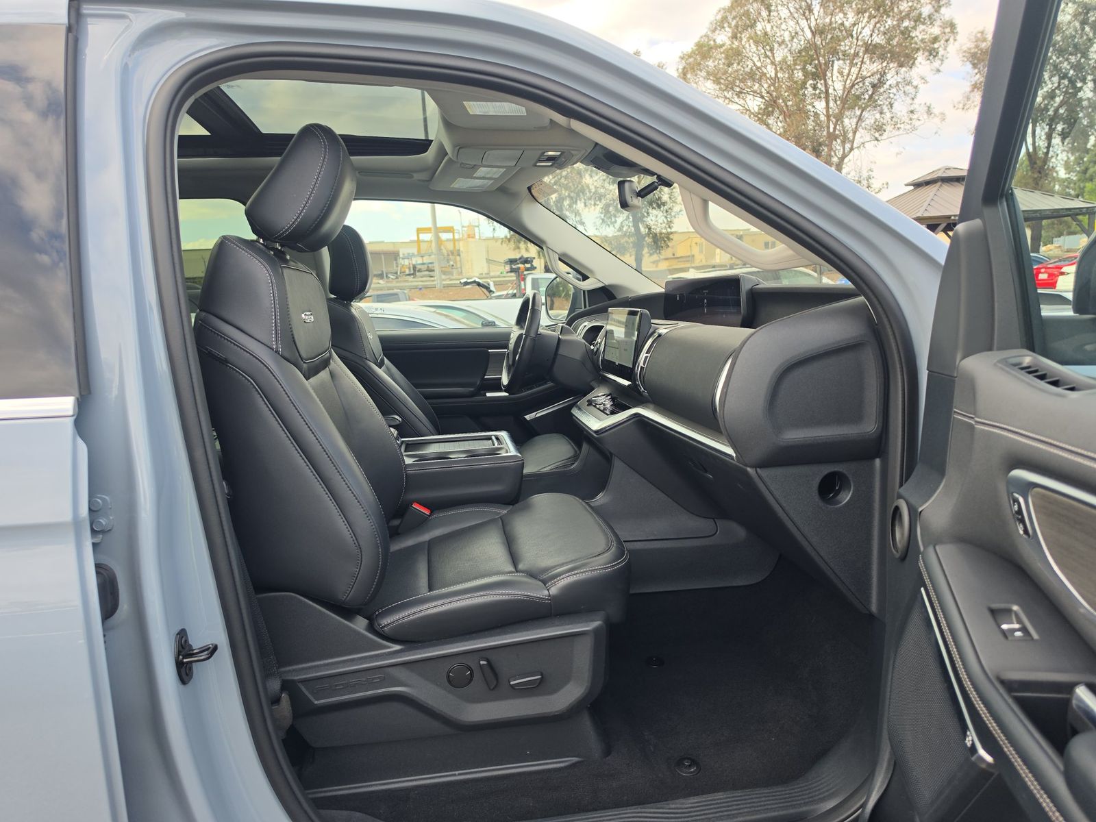 FORD EXPEDITION MAX - 9