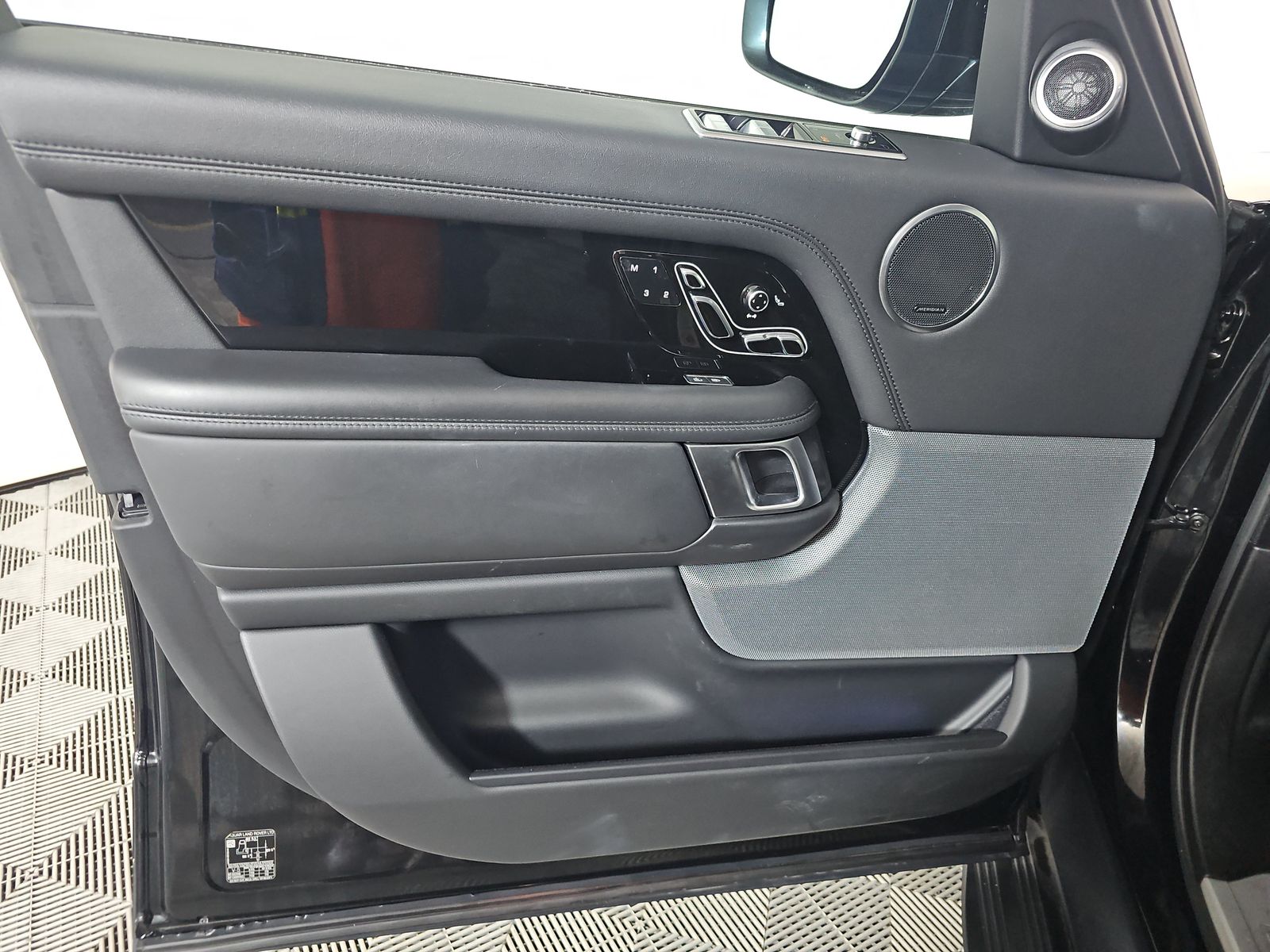 LAND ROVER RANGE ROVER - 10