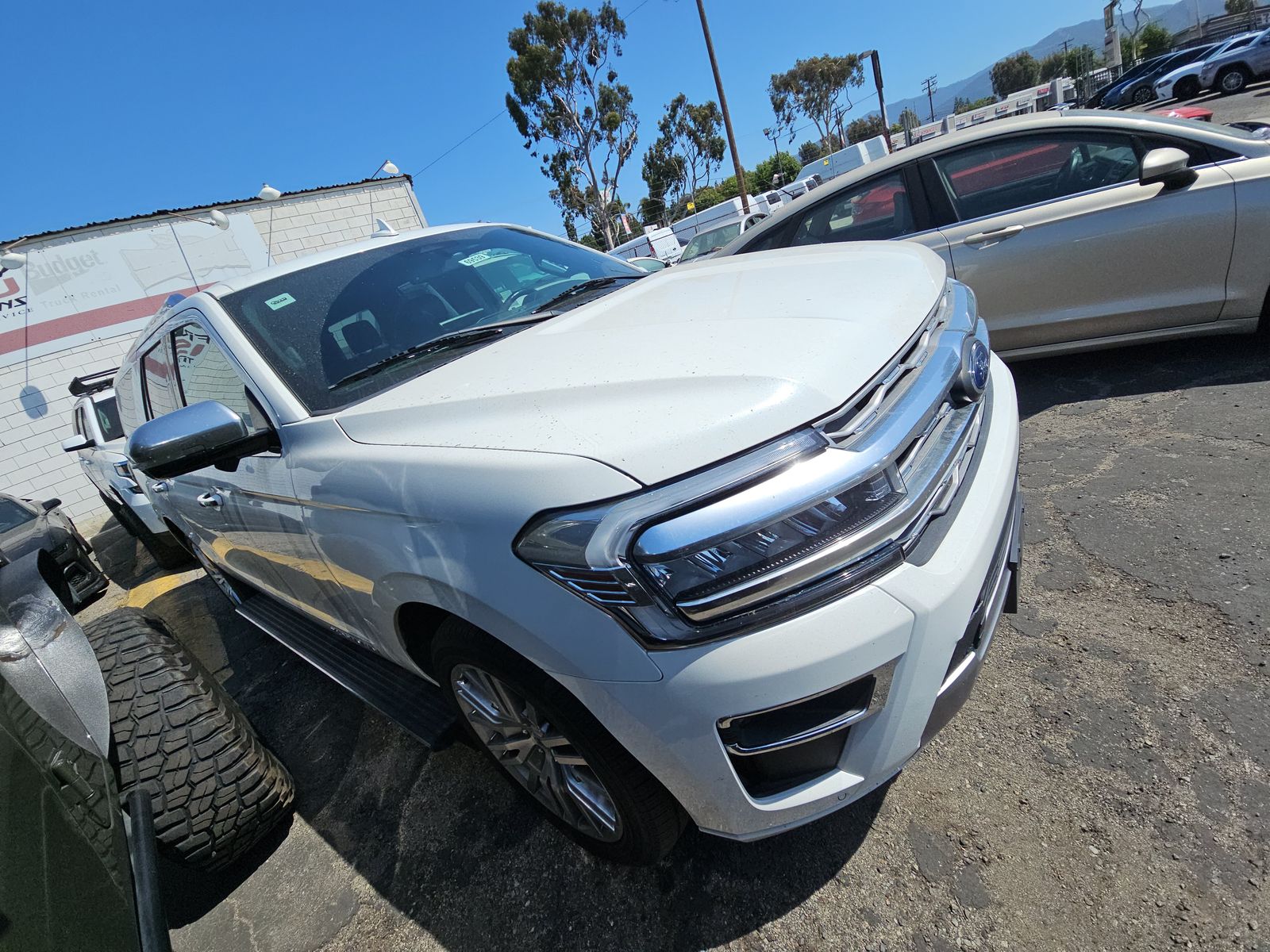 FORD EXPEDITION MAX - 4
