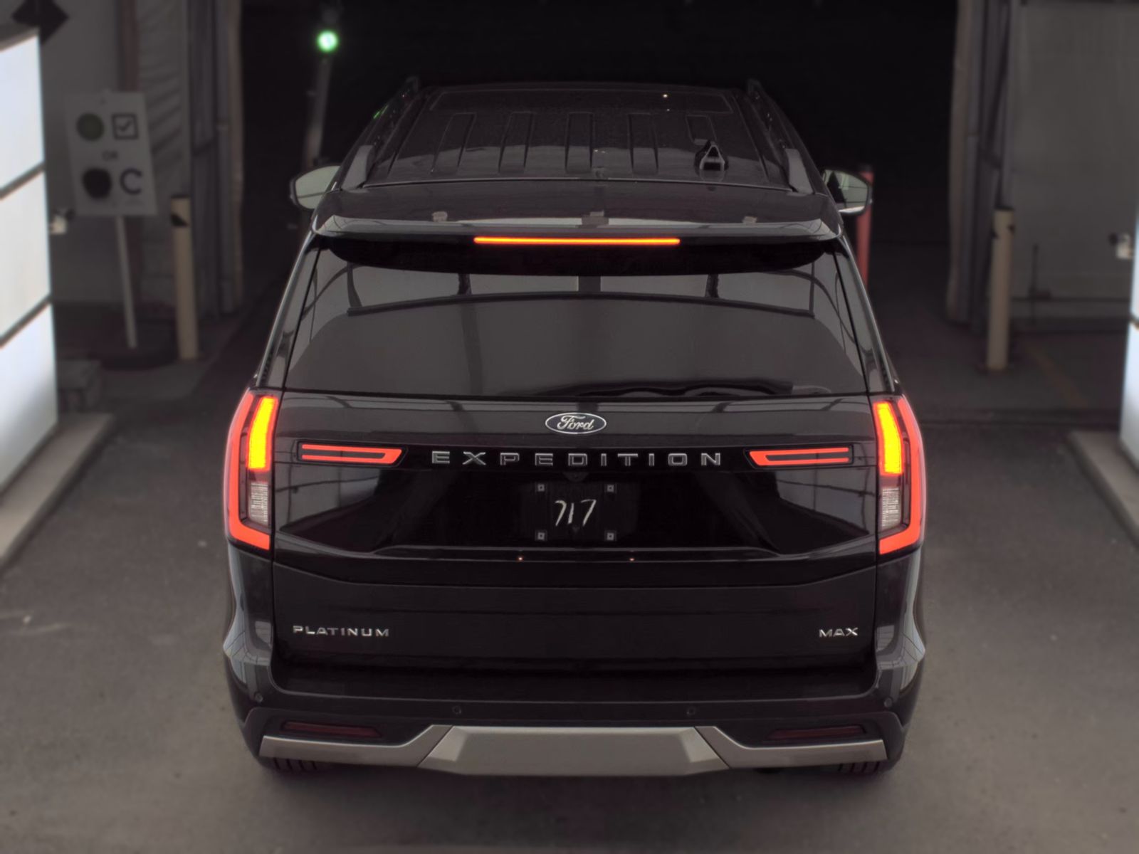 FORD EXPEDITION MAX - 7