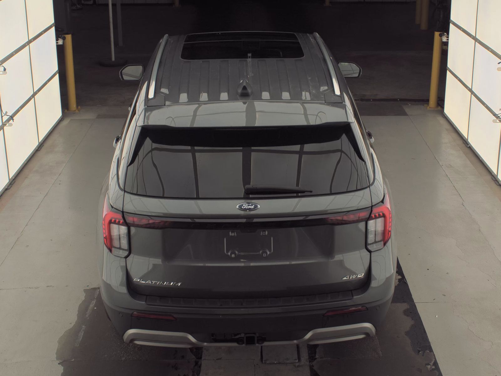 FORD EXPLORER - 7