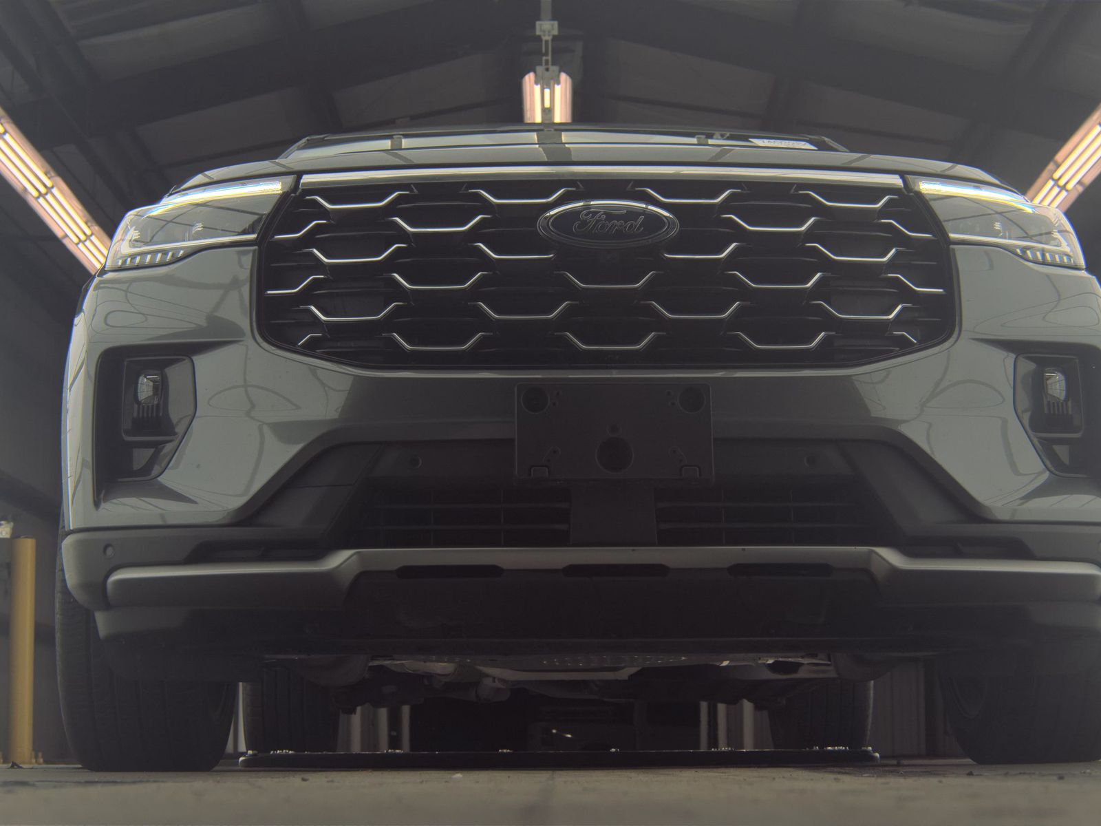 FORD EXPLORER - 4