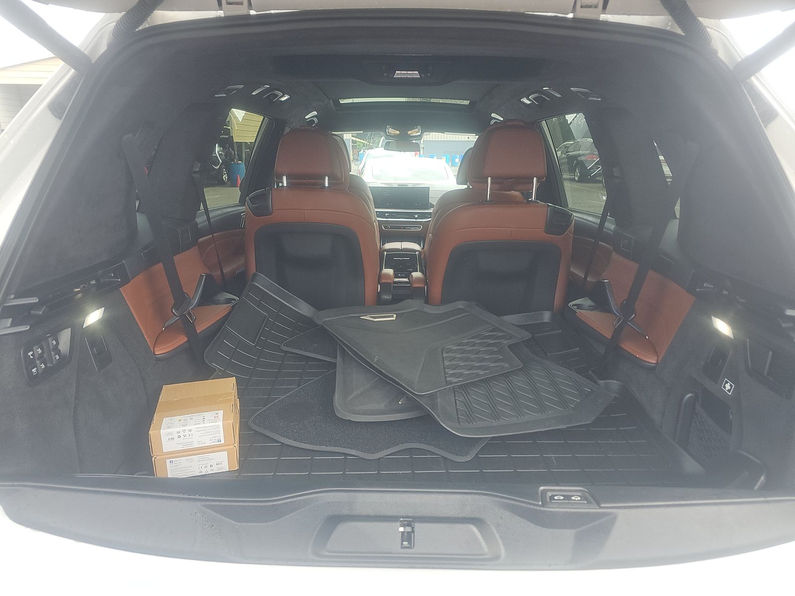 2023 BMW X7 M60i AWD