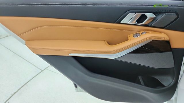 2026 BMW X7 xDrive40i AWD
