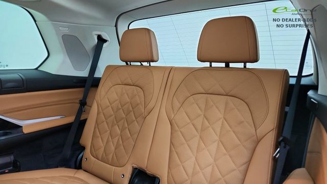 2026 BMW X7 xDrive40i AWD